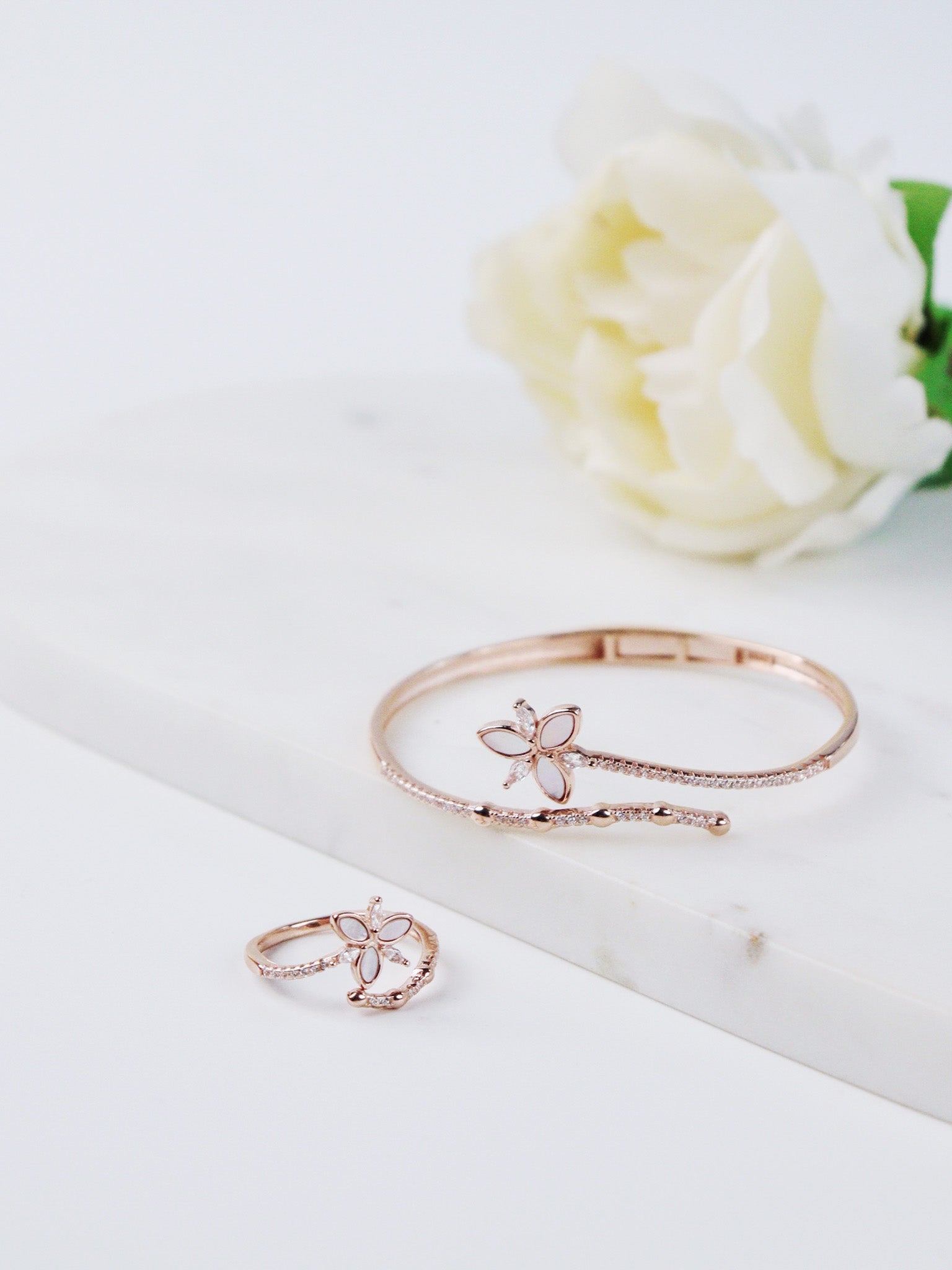 Blossom Whisper Rose Gold Set