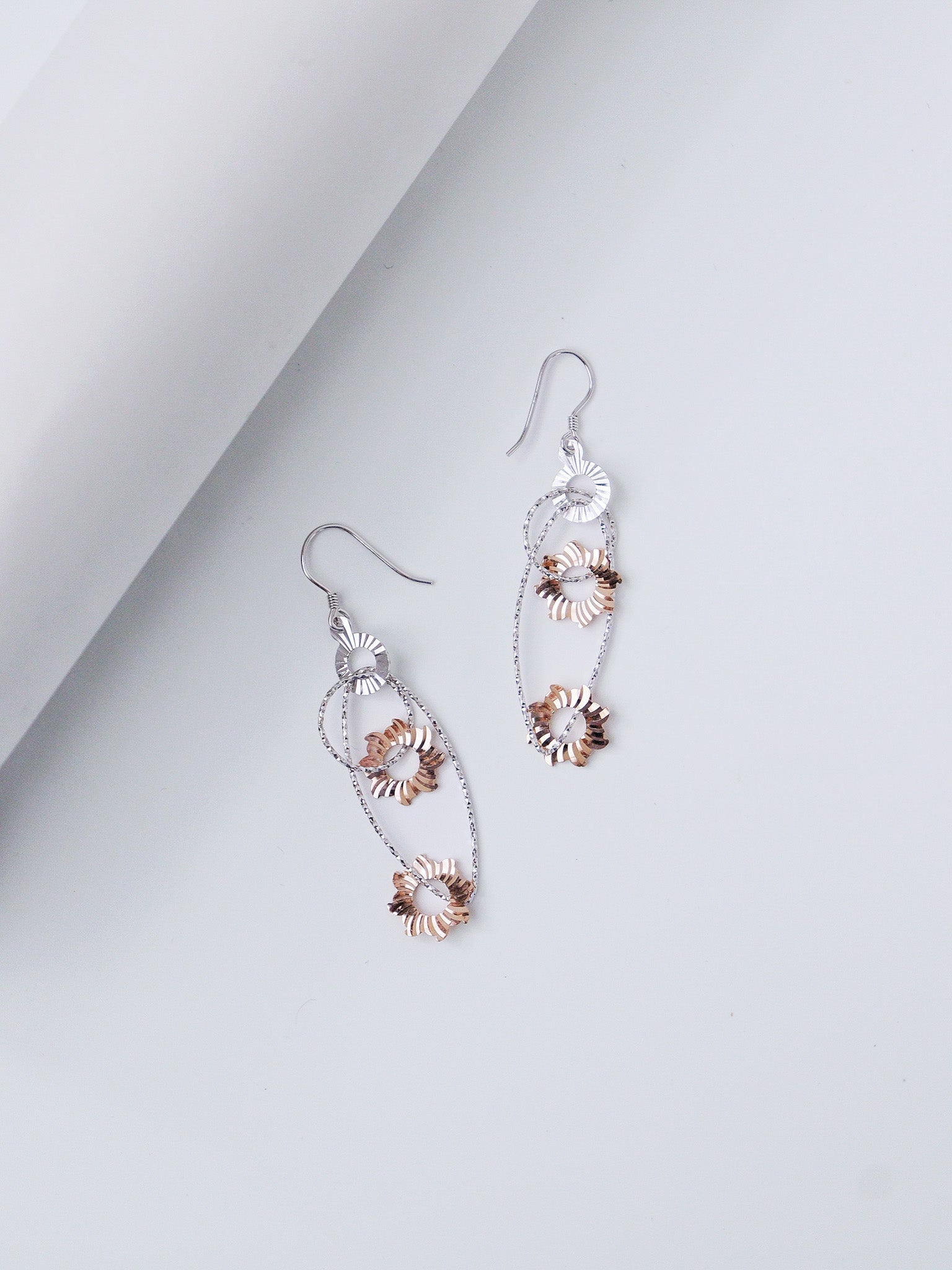 Sunlace Spiral Drops